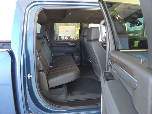 New 2026 Chevrolet Silverado 2500 High Country w/ Z71 Off-Road Package AWD/4WD image 48
