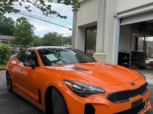 Used 2019 Kia Stinger GTS AWD/4WD image 4