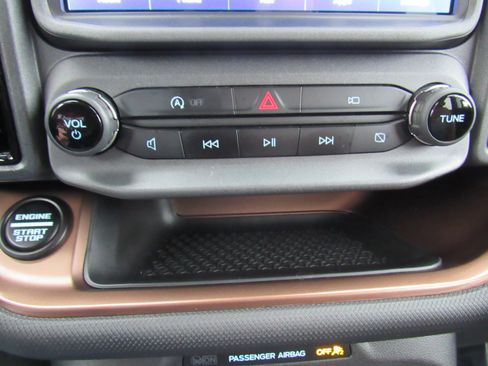 Used 2023 Ford Bronco Sport Badlands w/ Premium Package image 19