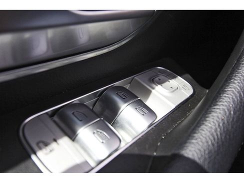 Used 2023 Mercedes-Benz GLS 450 4MATIC image 21