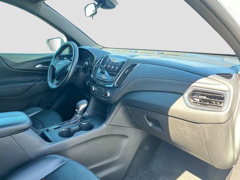 Used 2023 Chevrolet Equinox RS FWD image 30