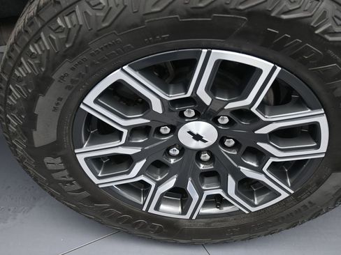 Used 2023 Chevrolet Colorado Z71 image 41