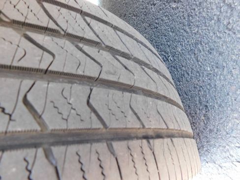 Used 2013 Chrysler 300 C RWD image 25