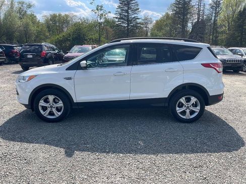 Used 2016 Ford Escape SE w/ SE Leather Comfort Package AWD/4WD image 8