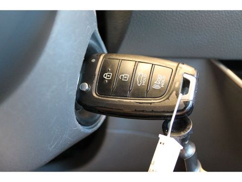 Used 2020 Hyundai Sonata SE image 25