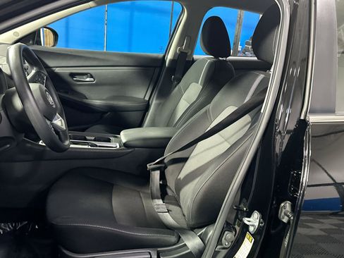 Used 2024 Nissan Sentra SV image 13