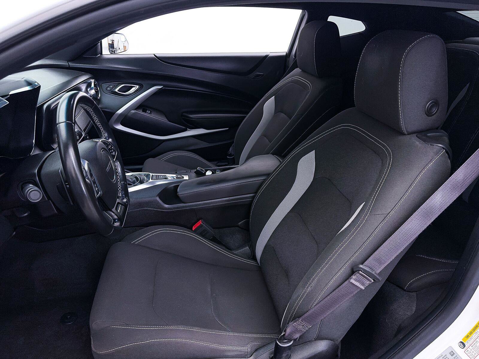 Used 2017 Chevrolet Camaro LT w/ RS Package RWD image 7