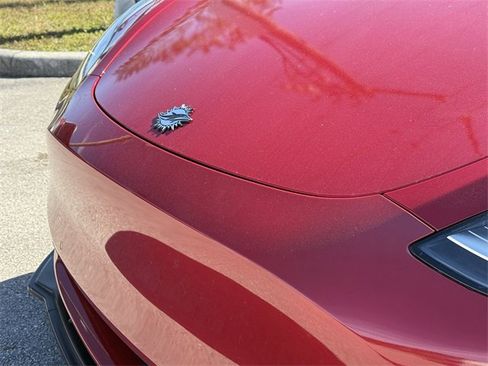 Used 2021 Tesla Model Y Long Range image 6