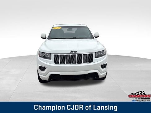 Used 2014 Jeep Grand Cherokee Altitude image 16