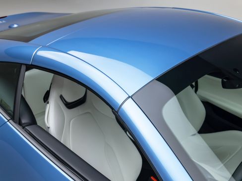 Certified 2020 Ferrari Portofino RWD image 48