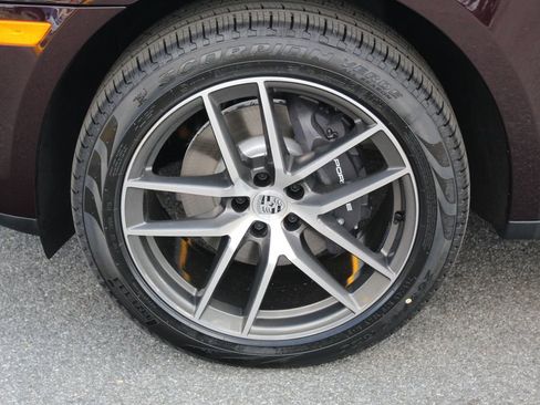 New 2026 Porsche Macan image 15