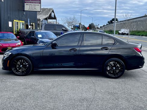 Used 2021 BMW 330e w/ M Sport Package image 8
