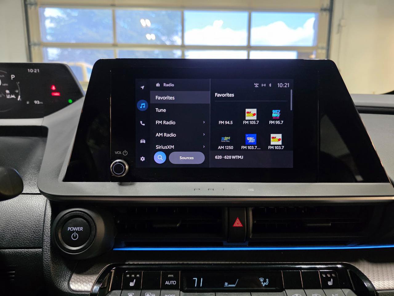 Used 2023 Toyota Prius XLE AWD/4WD image 32