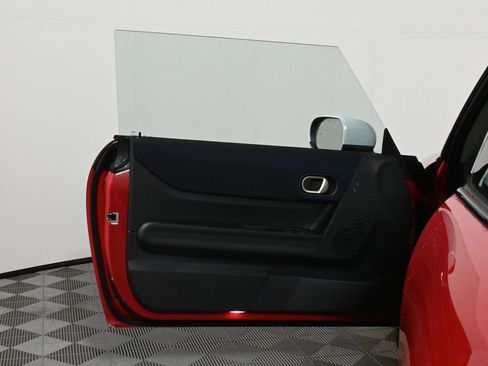 Used 2025 MINI Cooper S image 29