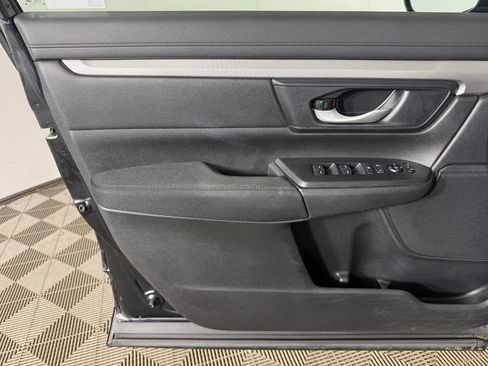 Used 2018 Honda CR-V LX image 17
