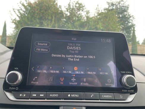 Used 2025 Nissan Altima 2.5 SV image 20