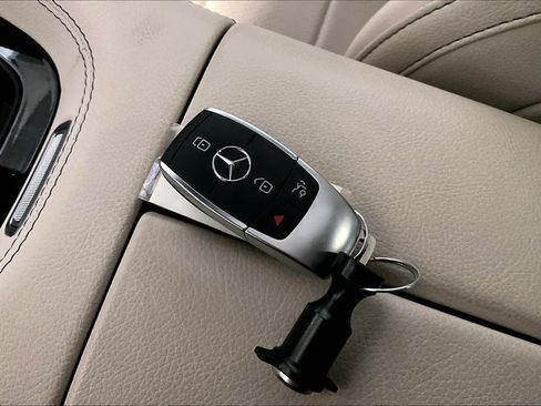 Certified 2026 Mercedes-Benz GLE 350 4MATIC image 16