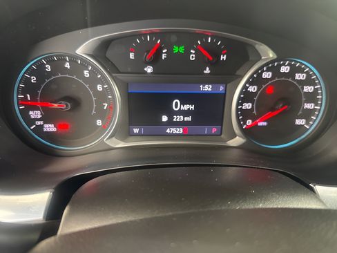 Used 2021 Chevrolet Traverse LT AWD/4WD image 23