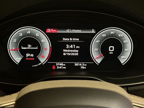 Used 2025 Audi Q5 2.0T Premium w/ Convenience Plus Package AWD/4WD image 24