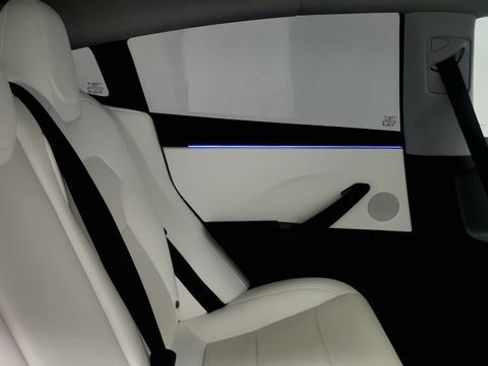 Used 2025 Tesla Model 3 RWD image 37