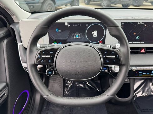Used 2023 Hyundai Ioniq 5 Limited image 21