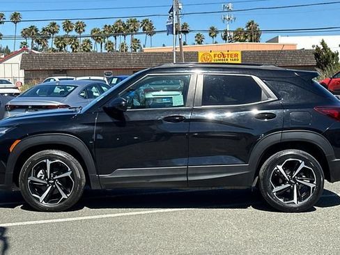 Used 2022 Chevrolet TrailBlazer RS FWD image 9