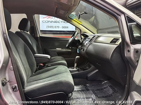 Used 2012 Nissan Versa 1.8 S w/ Special Edition Pkg image 7