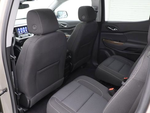 Used 2023 GMC Acadia SLE w/ Driver Convenience Package image 11