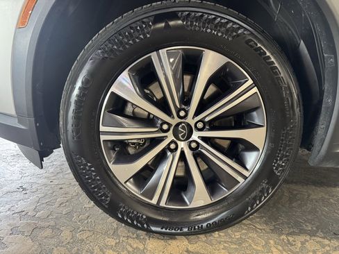 Used 2023 INFINITI QX60 Pure image 28