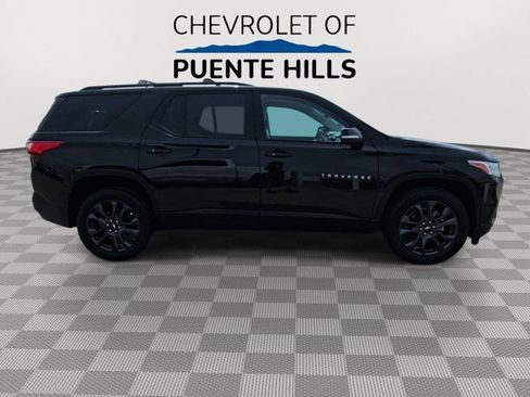 Used 2021 Chevrolet Traverse RS w/ LPO, Cargo Package FWD image 9