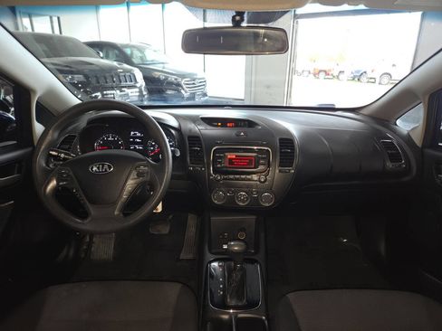 Used 2017 Kia Forte LX FWD image 22