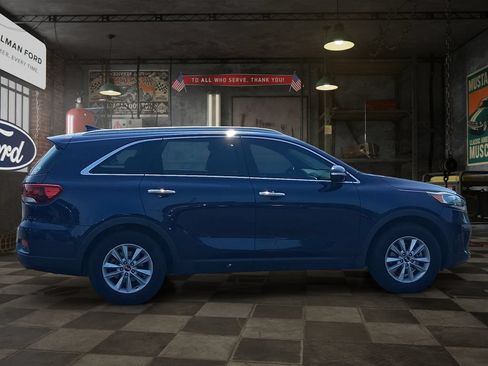 Used 2019 Kia Sorento FWD w/ Option Group 020 image 7