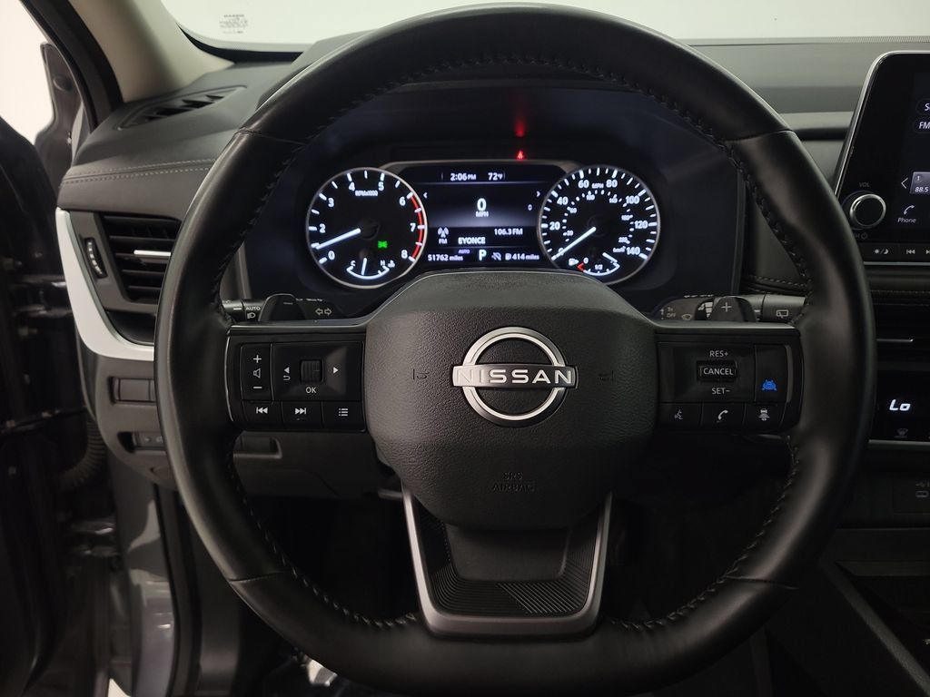 Used 2025 Nissan Rogue SV AWD/4WD image 13