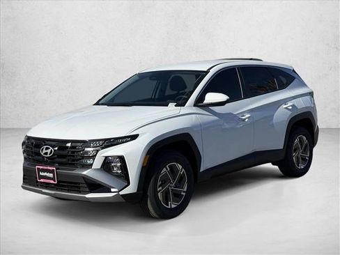 New 2026 Hyundai Tucson Blue SE image 1