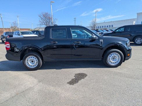 New 2026 Ford Maverick XL image 3