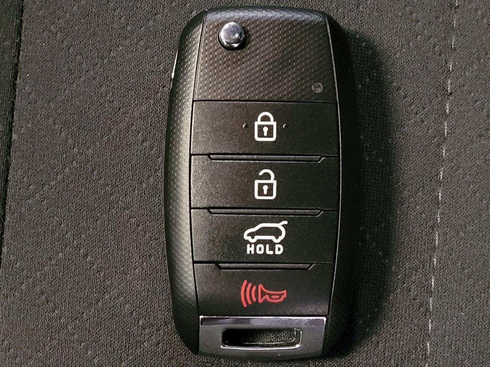 Used 2019 Kia Sorento L FWD image 32
