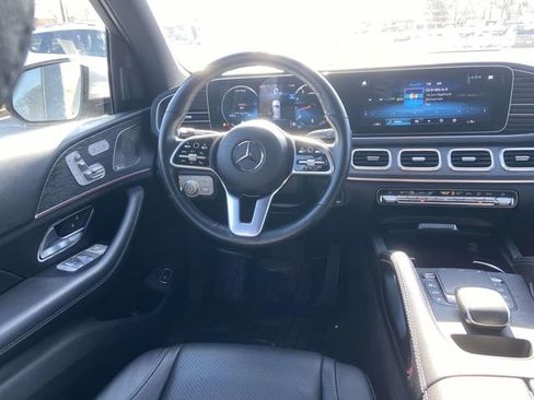 Used 2022 Mercedes-Benz GLE 350 4MATIC w/ Premium Package image 12