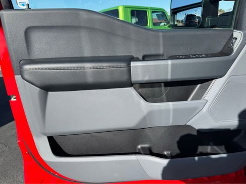 Used 2021 Ford F150 XLT w/ XTR Package image 31