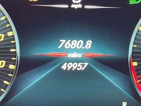 Used 2022 Mercedes-Benz GLC 43 AMG 4MATIC image 17