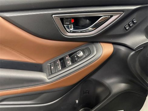 Used 2024 Subaru Forester Touring w/ Pop Package 2 image 25