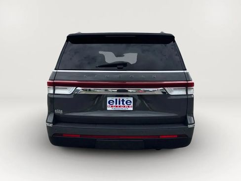 Used 2022 Lincoln Navigator Black Label image 4