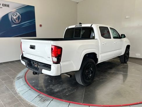 Certified 2023 Toyota Tacoma SR AWD/4WD image 6