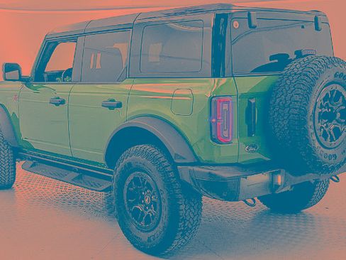 Certified 2025 Ford Bronco Badlands AWD/4WD image 4