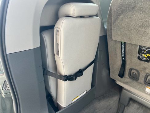 Used 2018 Toyota Sienna XLE Premium image 25