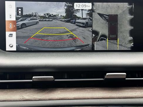 Used 2023 Genesis G90 3.5T AWD/4WD image 27