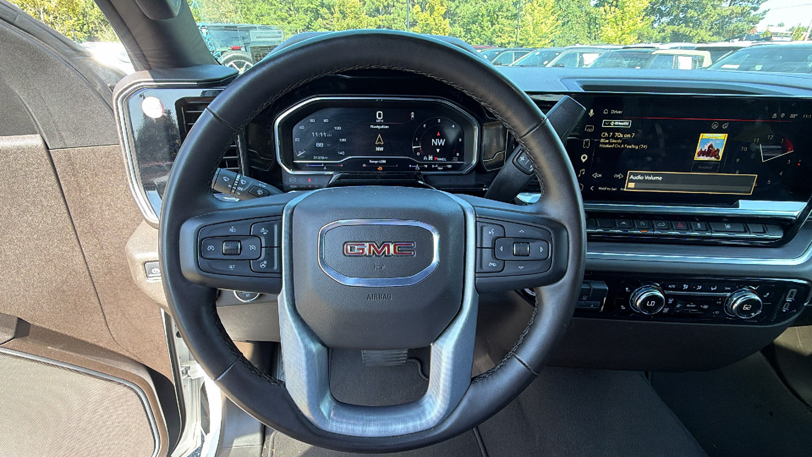 Used 2025 GMC Sierra 1500 SLT AWD/4WD image 25