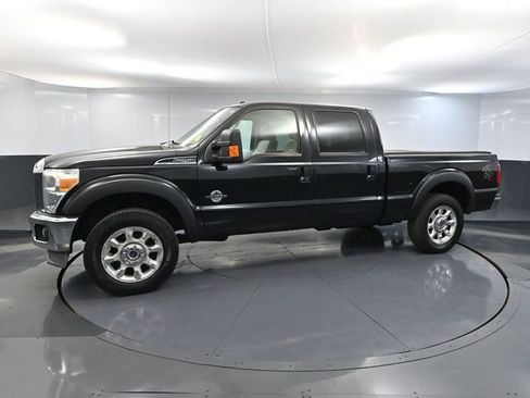 Used 2011 Ford F250 Lariat w/ Lariat Interior Pkg image 10