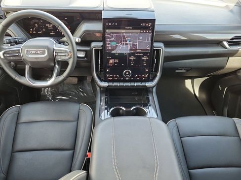 Used 2025 GMC Yukon Elevation w/ LPO, Yukon Black Package image 13