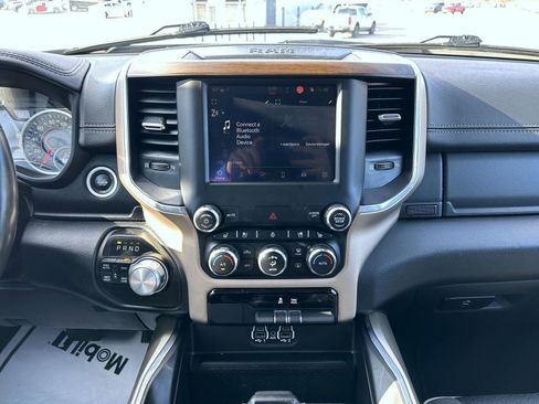 Used 2022 RAM 1500 Laramie AWD/4WD image 13