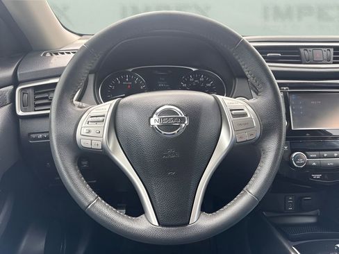 Used 2015 Nissan Rogue SL FWD image 13
